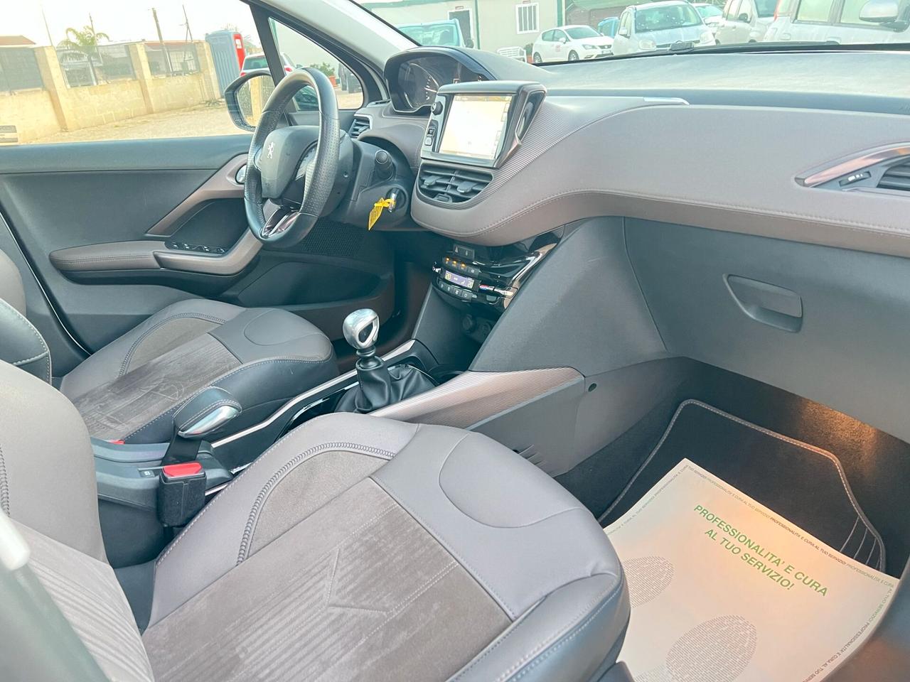 Peugeot 2008 1.6 HDi 115 CV Allure