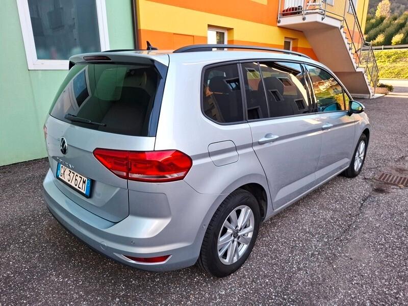 VW Touran 2.0 TDI 150cv DSG 7 POSTI!!!