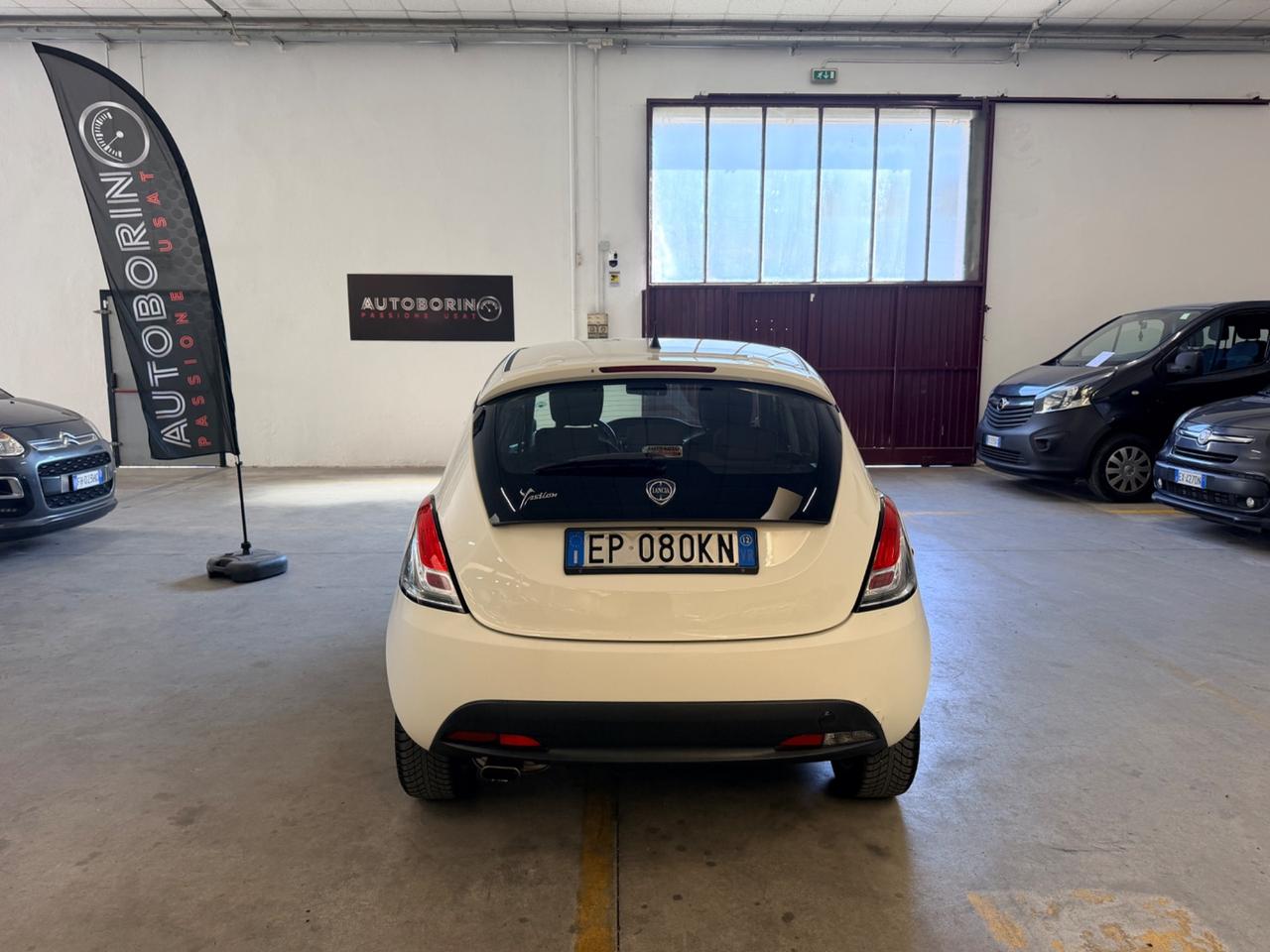 Lancia Ypsilon 1.2 69 CV 5 porte GPL Ecochic Gold
