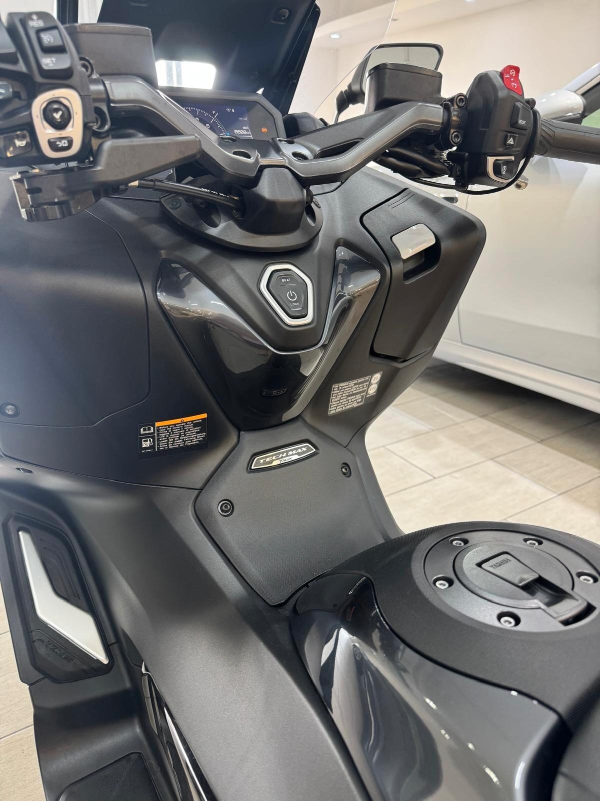 Yamaha T Max 560 TECH