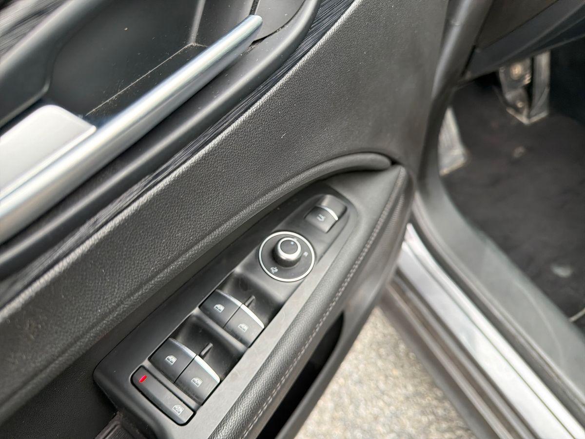 ALFA ROMEO Stelvio 2.2 t Business Q4 190cv auto my19