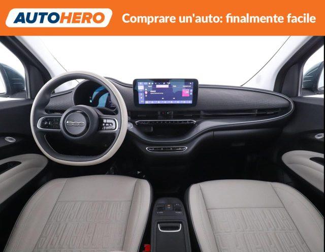 FIAT 500e 3+1 42 kWh La Prima