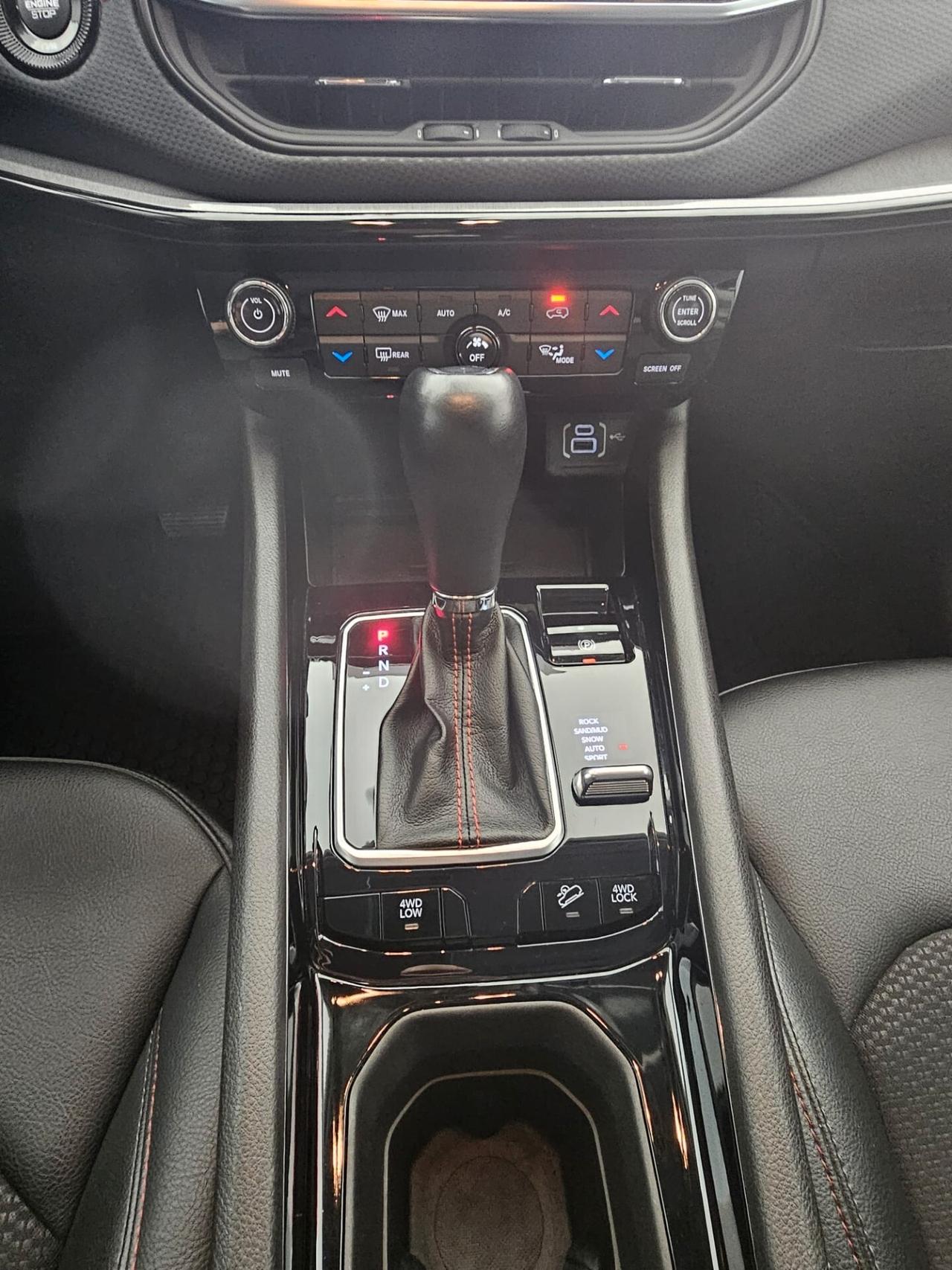 Jeep Compass 1.3 Turbo T4 240 CV PHEV AT6 4xe Trailhawk