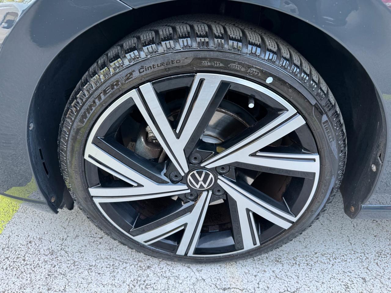 Volkswagen Golf VIII 2.0 tdi Style dsg UNICO PROP.