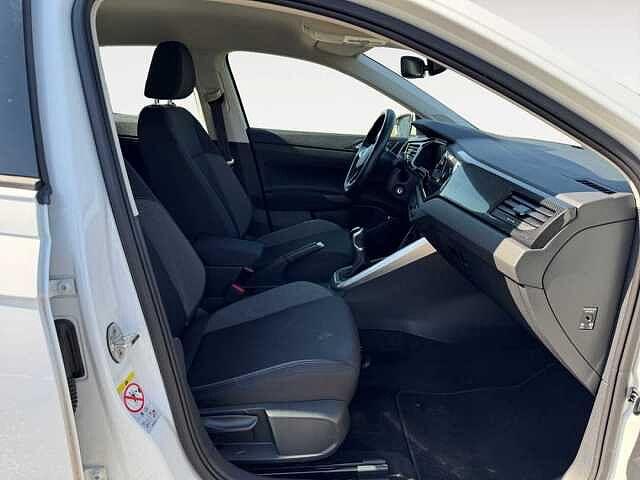 Volkswagen Polo 6ª serie 1.0TSI 95CV Life - NEOPATENTATI -