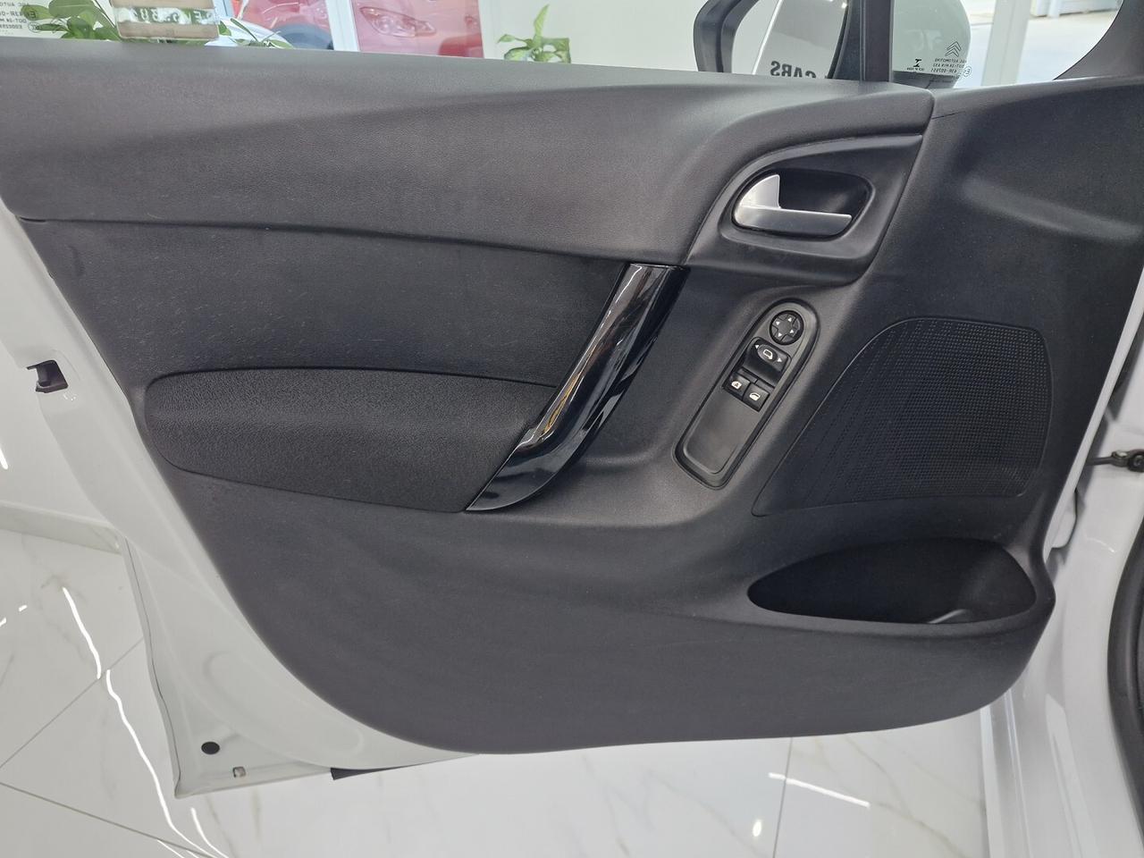 CITROEN C3 1.2 BENZINA EXCLUSIVE ANNO 2015