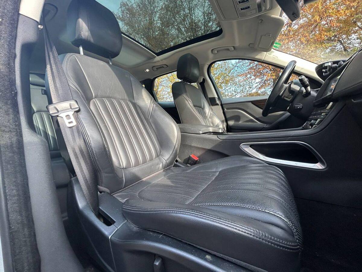 Jaguar F-Pace 3.0d V6 Portfolio awd 300cv auto
