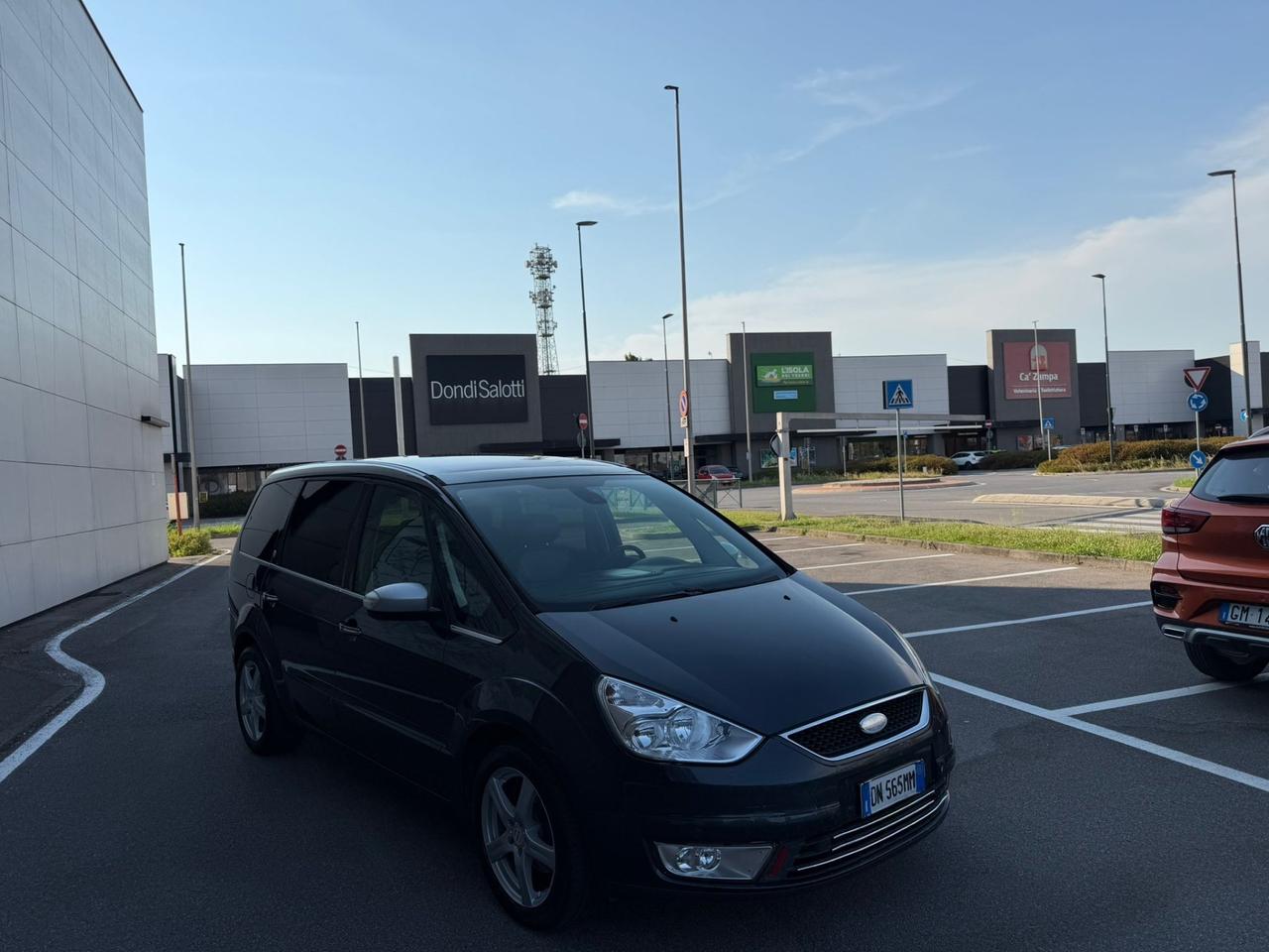 Ford Galaxy 2.0 TDCi 140 CV Ghia DPF