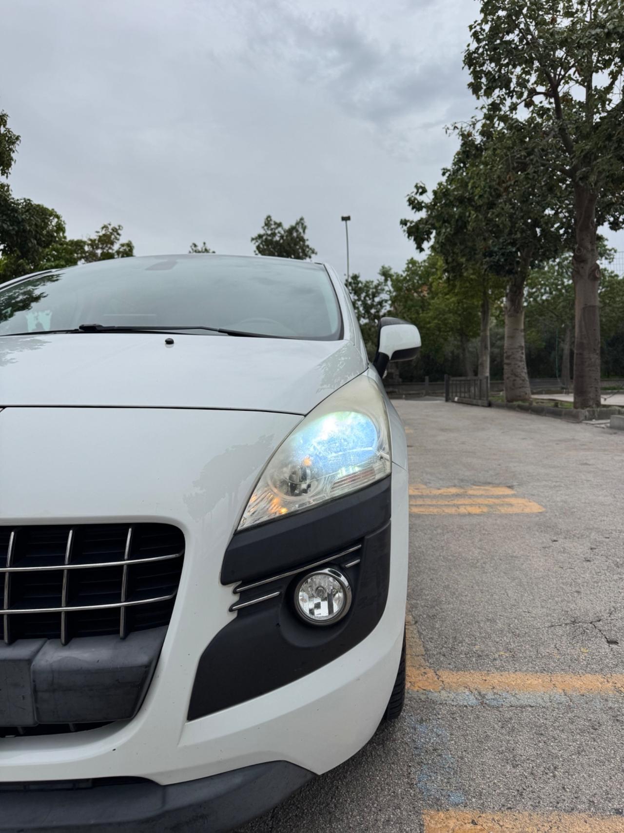 Peugeot 3008 1.6 HDi 115CV Allure