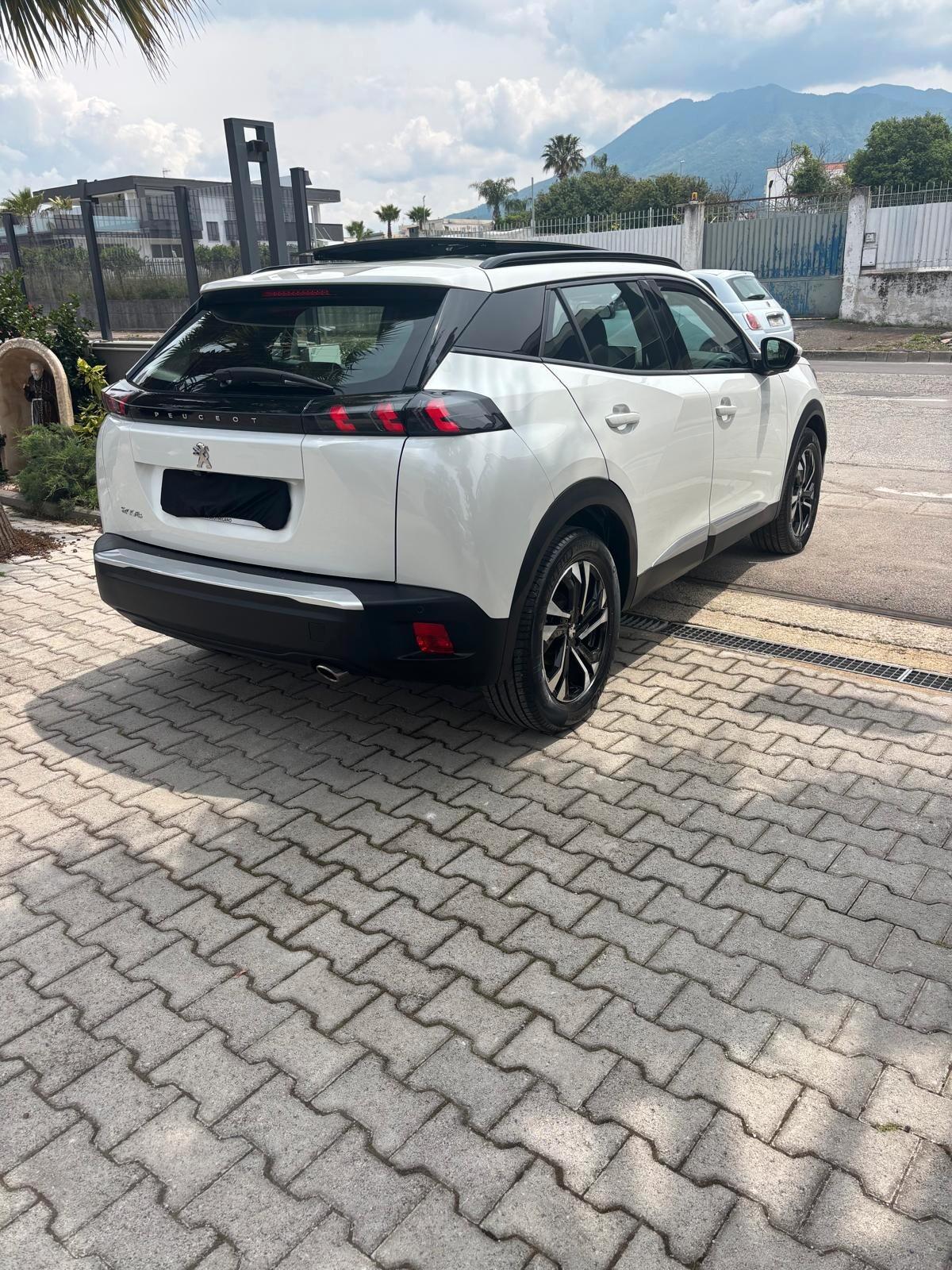 Peugeot 2008 BlueHDi 130 S&S EAT8 Allure Navi Pack