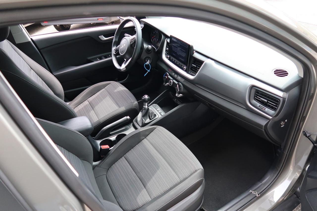 Kia Stonic 1.2 DPI Style
