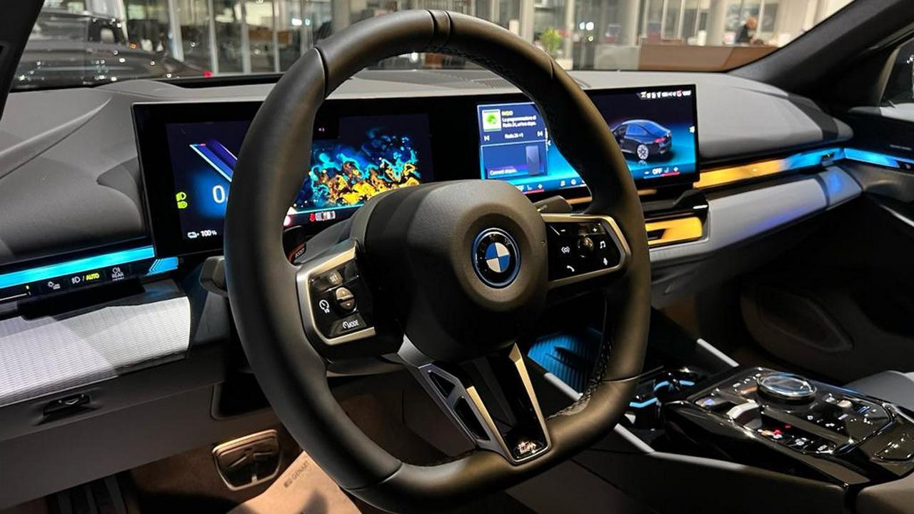 BMW BMW i5 eDrive40 Berlina