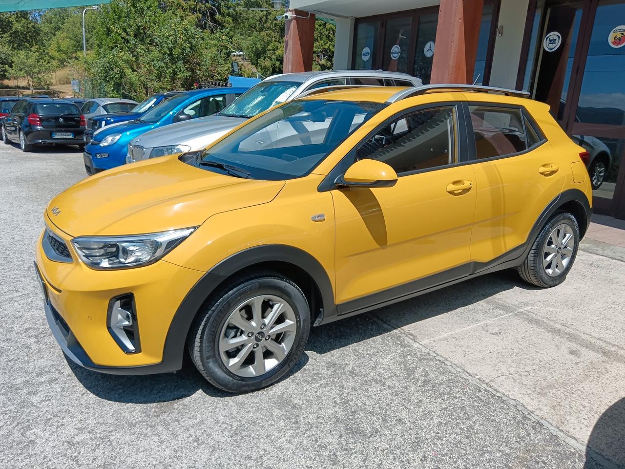Kia Stonic 1.2 DPI 84CV RETROCAMERA CARPLAY