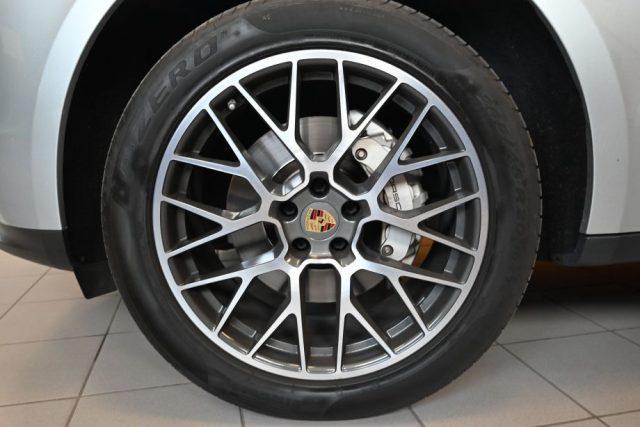 PORSCHE Macan 3.0d S PDK PASM+MBK1 NAVI RADAR18VIE SED.VENT/RISC