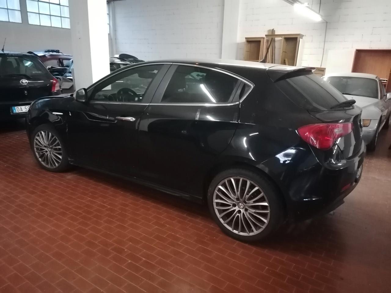 Alfa Romeo Giulietta 1.6 JTDm-2 105 CV Distinctive