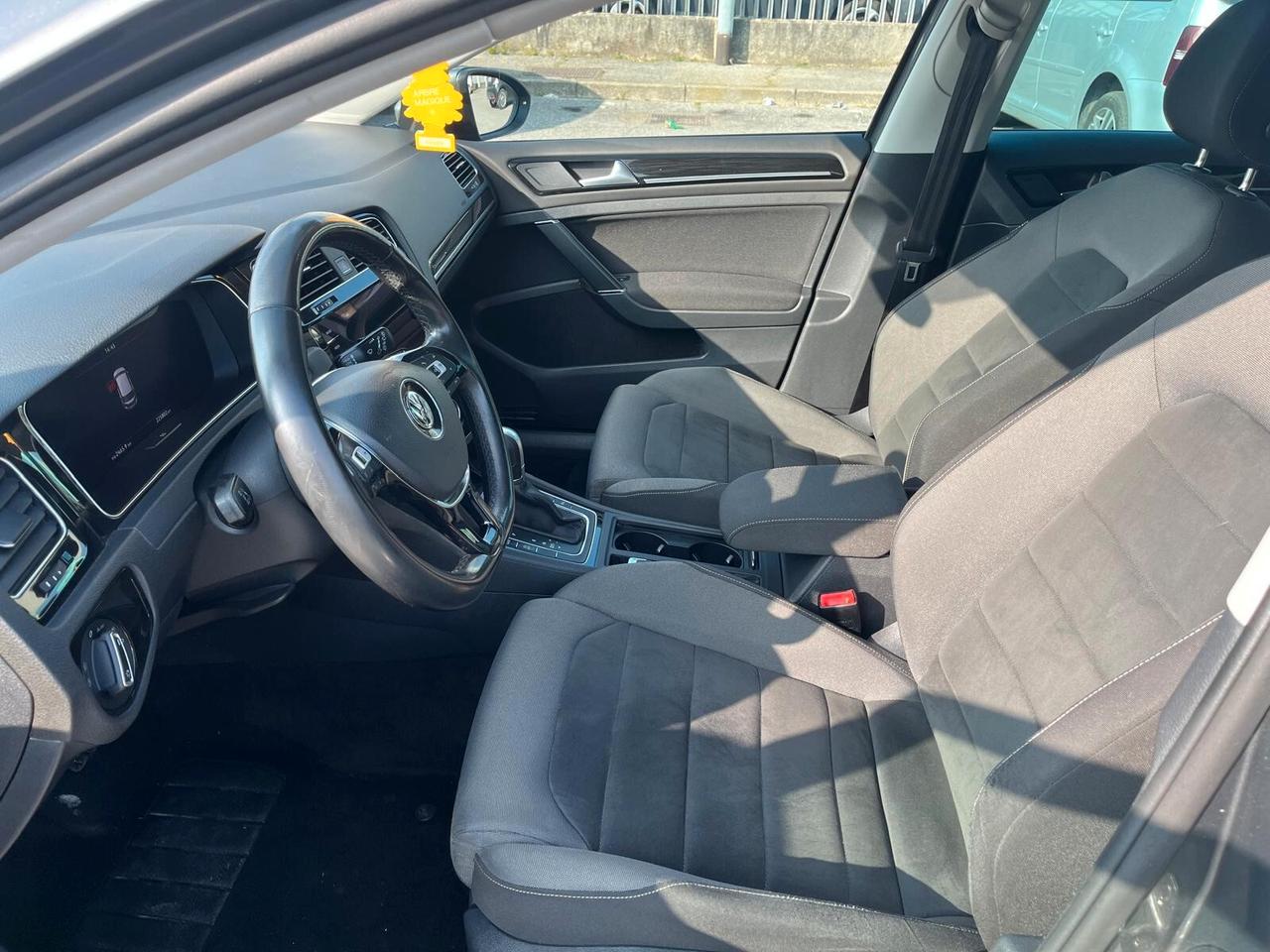 Volkswagen Golf 2.0 TDI DSG 5p. Highline