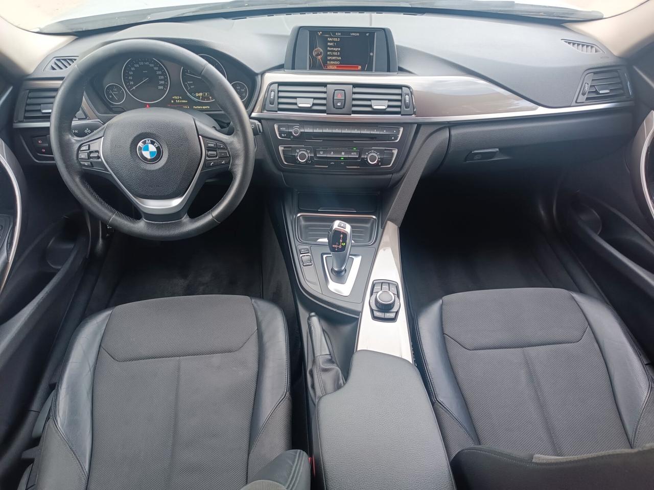 Bmw 318d xDrive Touring Modern xeno