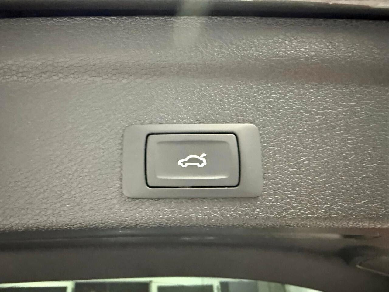 Audi Q3 SPB 40 TDI quattro S tronic S line edition