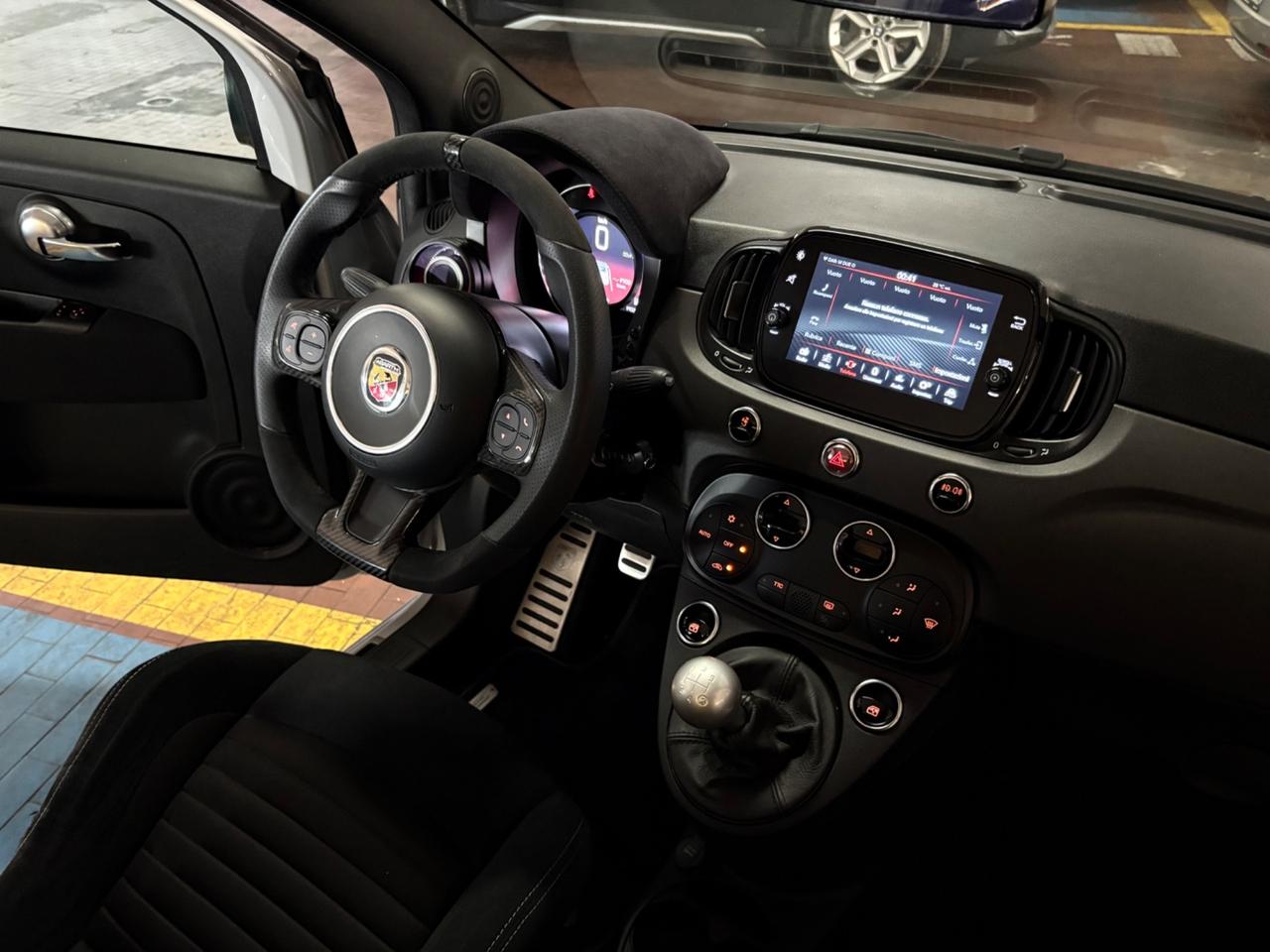 Abarth 595 C 1.4 Turbo T-Jet 180 CV Competizione