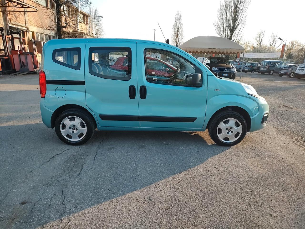 Fiat Qubo 1.4 Natural Power 8v 70cv Easy my19, OK NEOPATENTATI