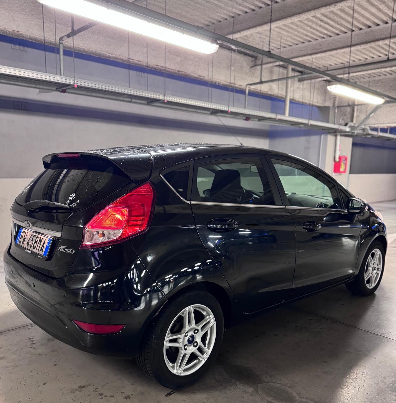 Ford Fiesta 1.2 60CV 5 porte Titanium