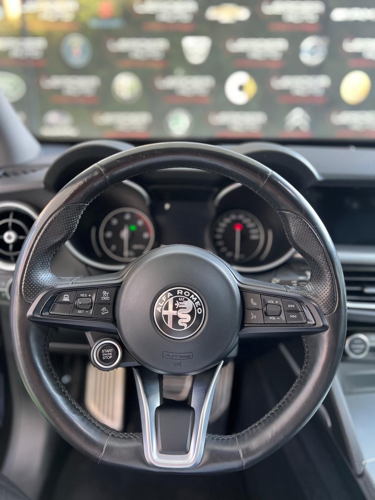 Alfa Romeo Stelvio 190 CV Q4 SPRINT Total Black Full