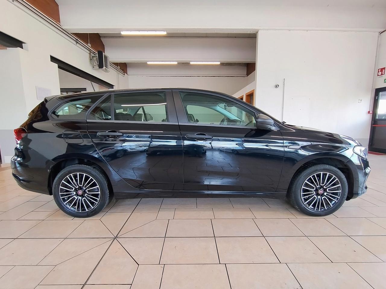 FIAT TIPO LIFE 1.0 100 CV #LED #NEOPATENTATI