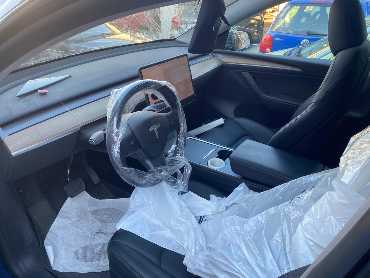 Tesla Model Y RWD