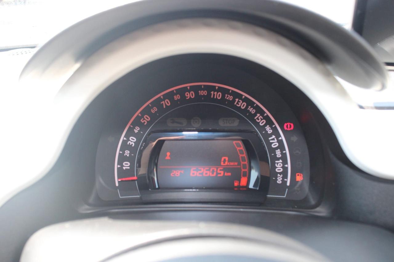 Renault Twingo SCe EDC La Parisienne