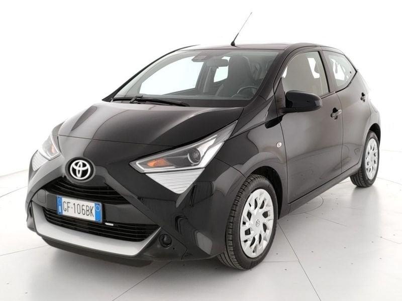 Toyota Aygo 5p 1.0 x-play 72cv