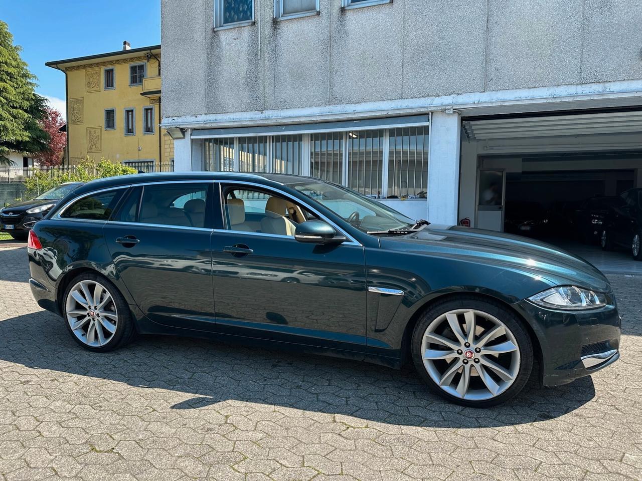 Jaguar XF Sportbrake 2.2 D 200 CV Luxury*EURO5B*FULL OPTIONAL