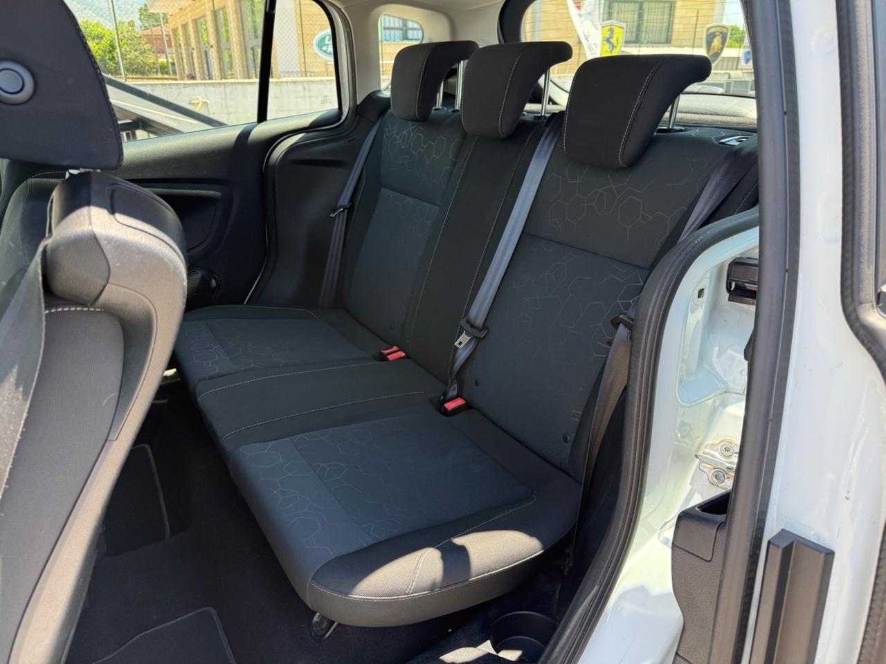 Ford B-Max 1.4 90 CV GPL Business