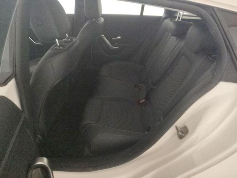 Mercedes-Benz CLA S.Brake CLA Shooting Brake 180 d Progressive Advanced auto