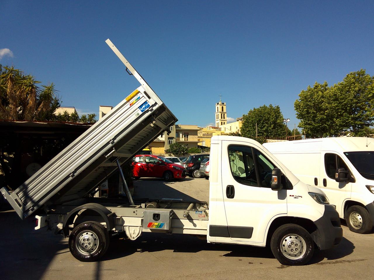 Fiat Ducato RIBALTABILE TRILATERALE 2.3 MJT 130CV PC-TN Furgone 17