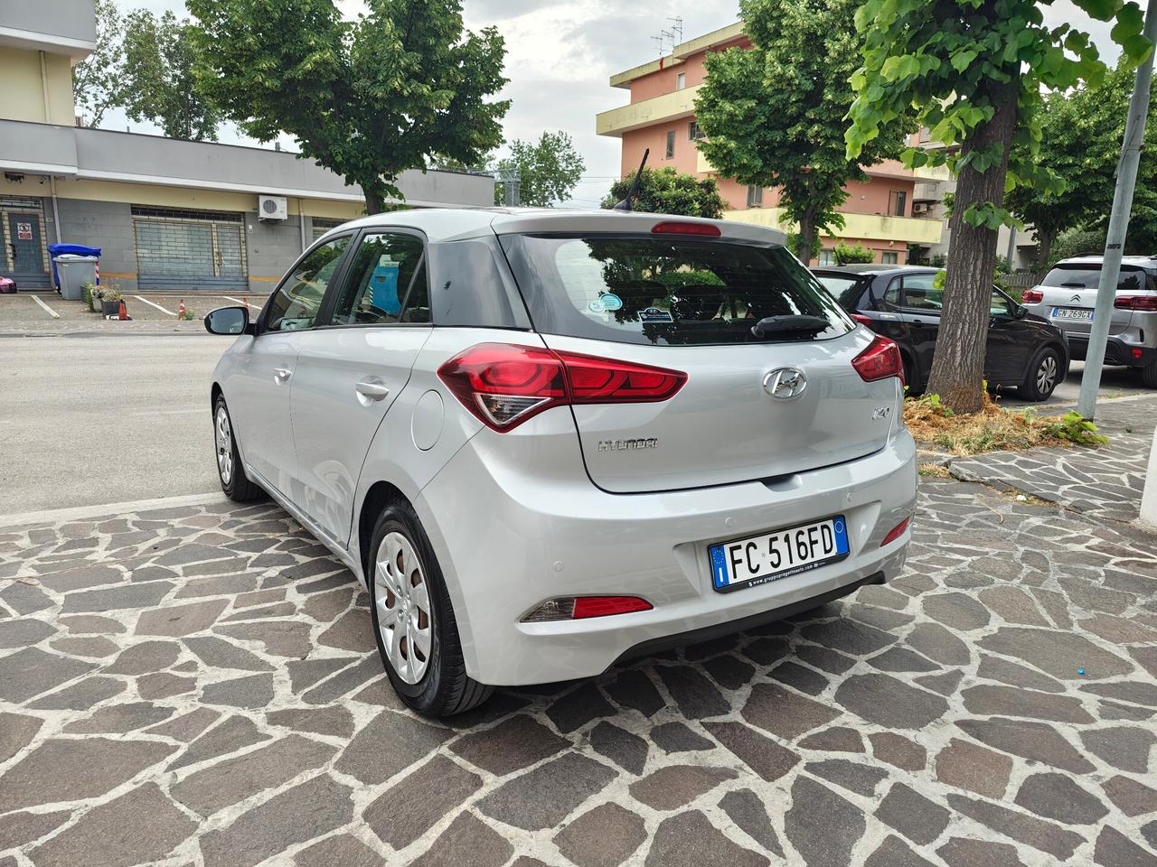 Hyundai i20 1.2 84 CV 5 porte Econext Comfort