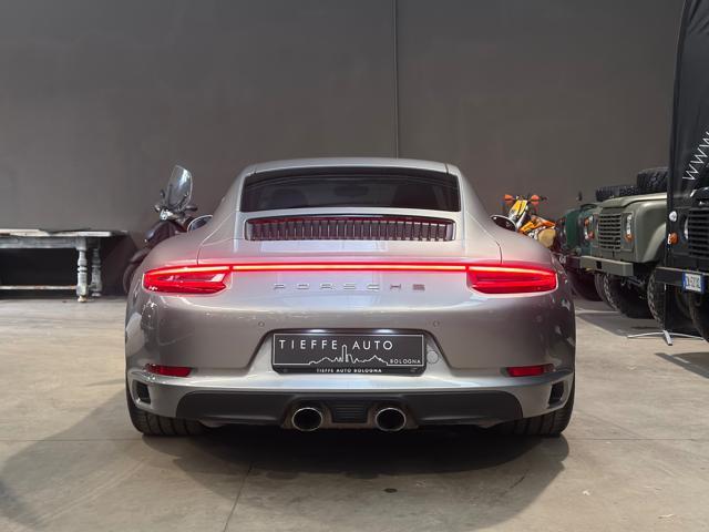 PORSCHE 911 3.0 Carrera 4 Coupé