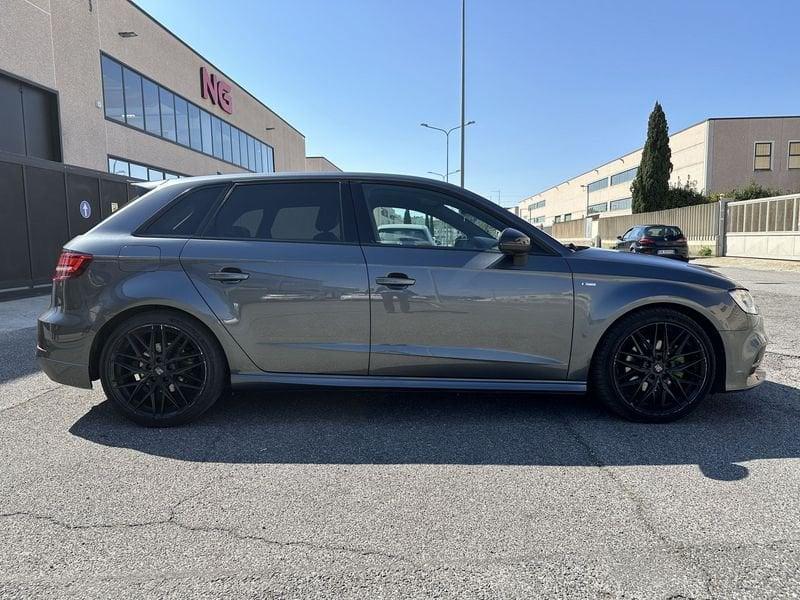 Audi A3 2.0 TDI quattro S tronic S-line 184cv