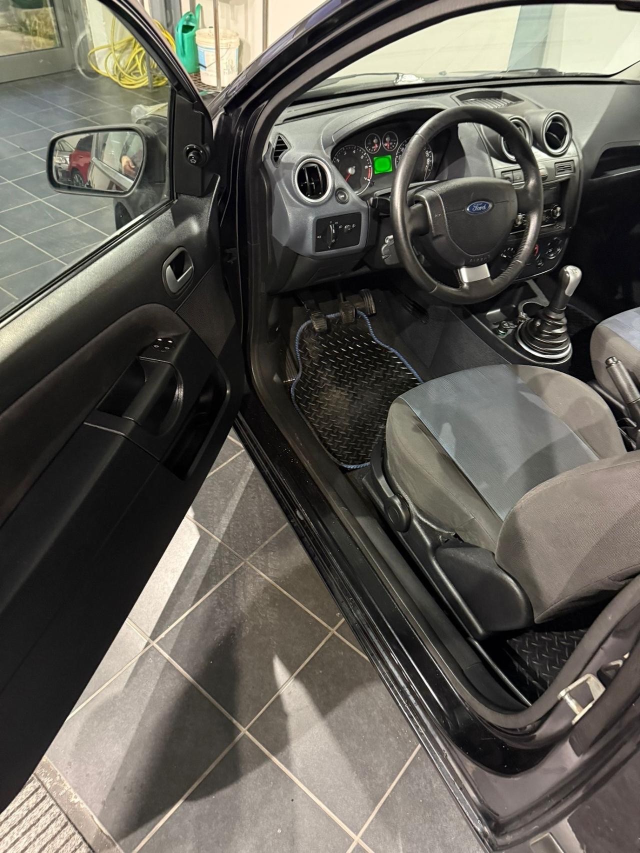 Ford Fiesta 1.2 16V 3p.-GPL -NEOPATENTATI