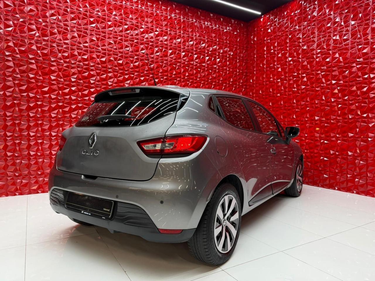 Renault Clio 1.2 75CV GPL 5 porte Live OK NEOPATENTATI