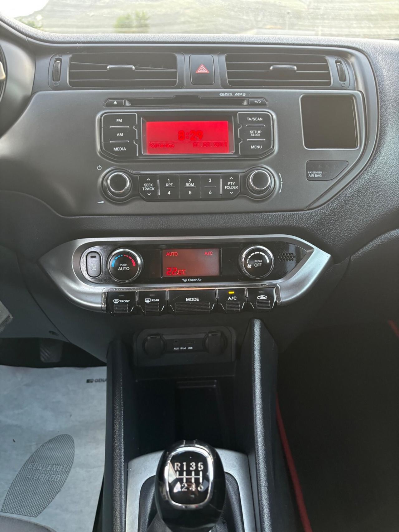 Kia Rio 1.1 CRDi WGT 5p. EX PLUS