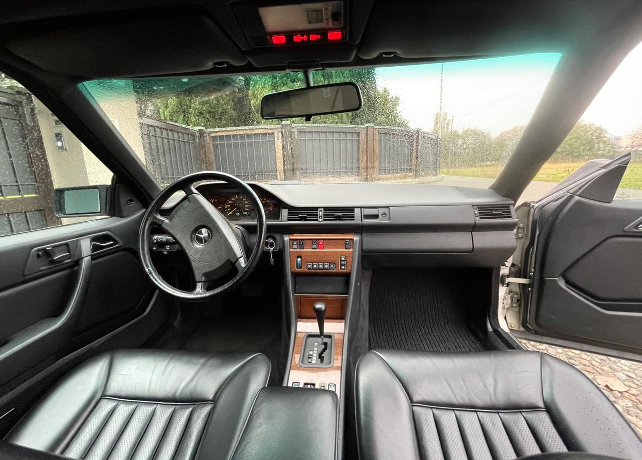 Mercedes-benz 300 CE Coupe *SOLO 46000 KM*