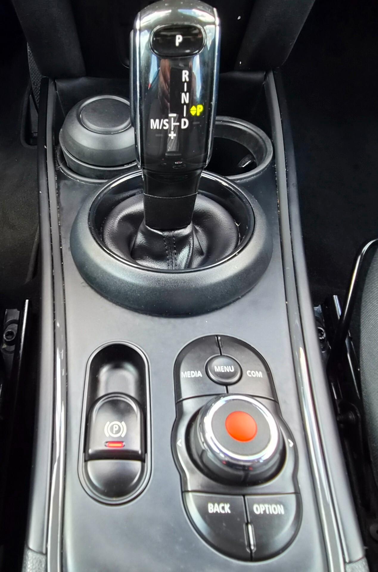 Mini Cooper D Countryman 2.0 Business Automatica