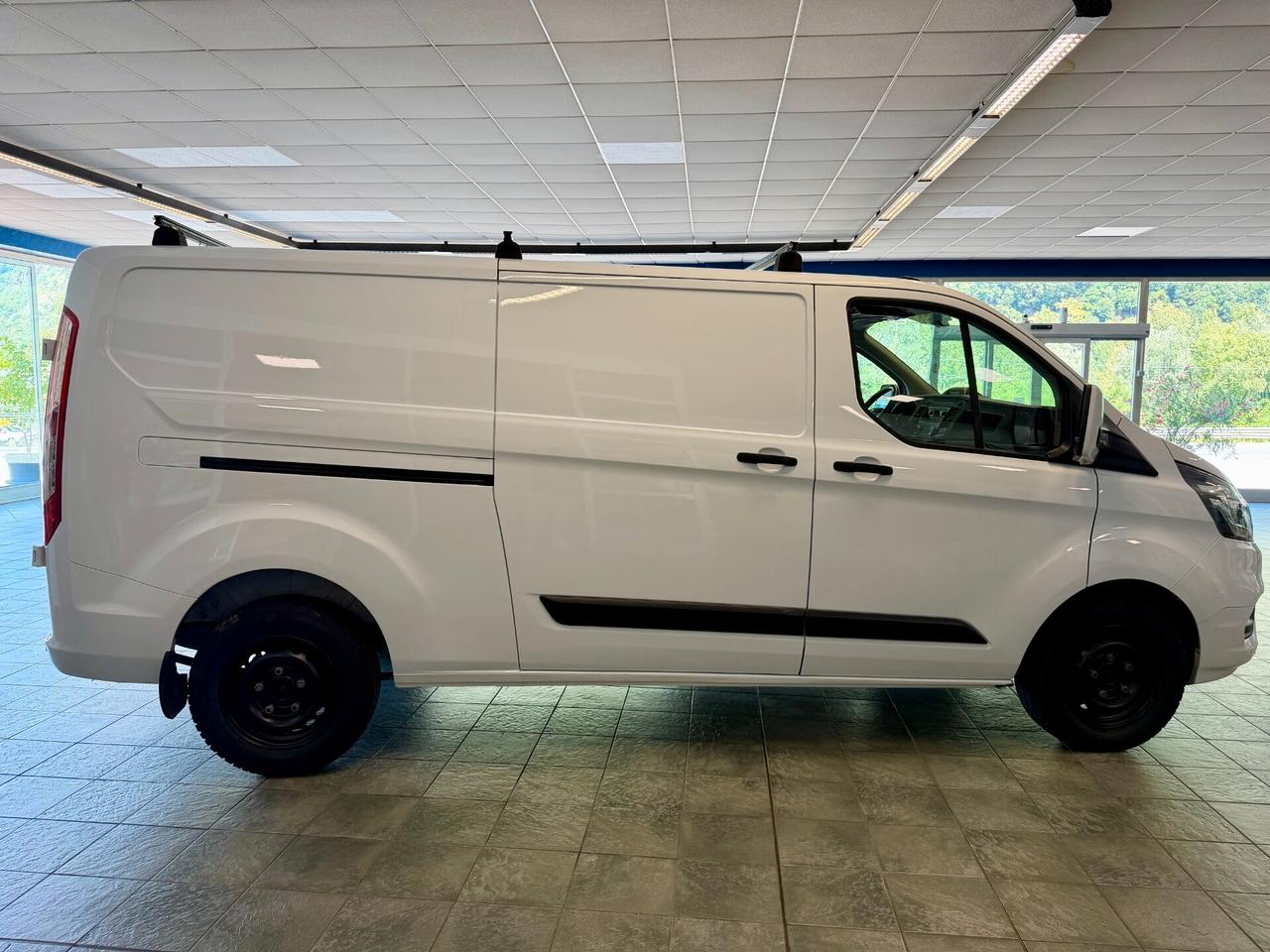 Ford Transit Custom 340 2.0 EcoBlue Hybrid 130 PL Furg. Titanium