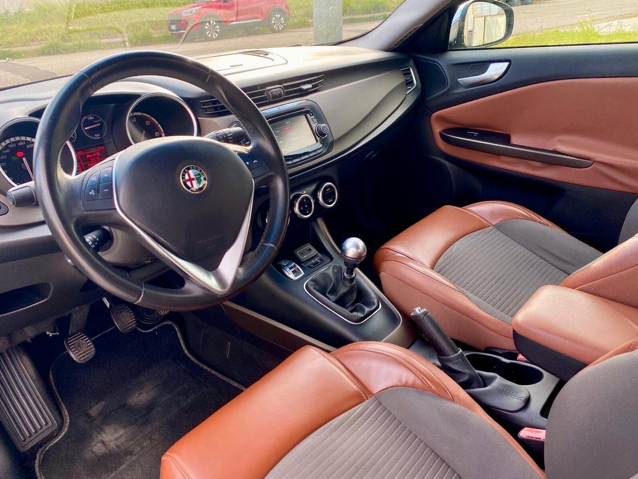 Alfa Romeo Giulietta 1.6 JTDm-2 105 CV Exclusive