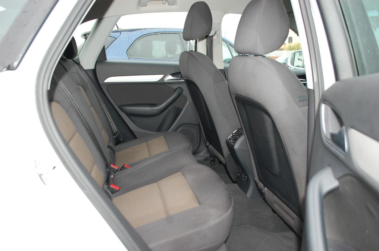 Audi Q3 2.0 tdi Business Quattro 140CV S-Tronic Uff Italy