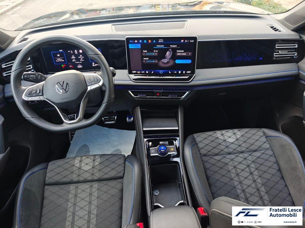 VOLKSWAGEN - Tiguan 2.0 tdi R-Line Plus 150cv dsg (Esposizione Piano Lago))