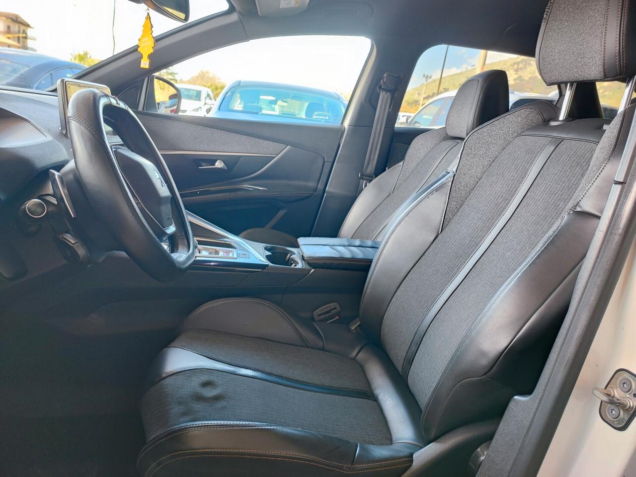 Peugeot 3008 BlueHDi 130 S&S EAT8 GT Line