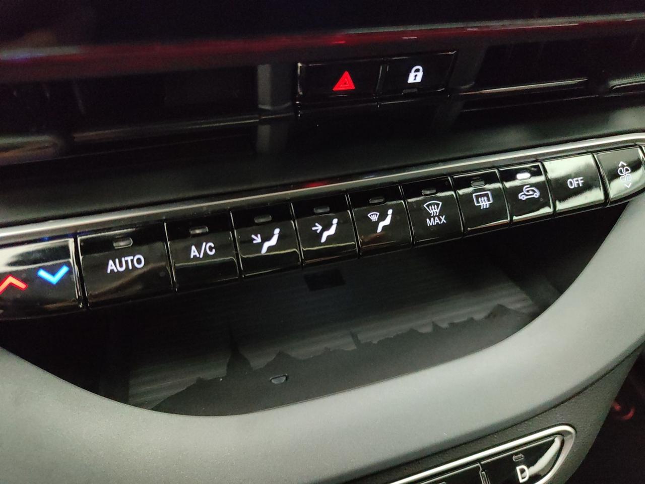 FIAT 500e 500E 118CV 320KM RED