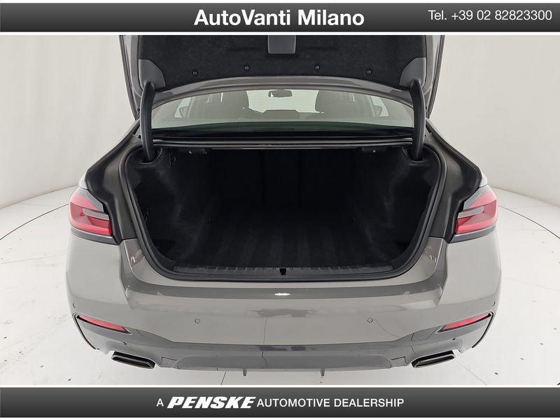 BMW Serie 5 520i 48V Msport