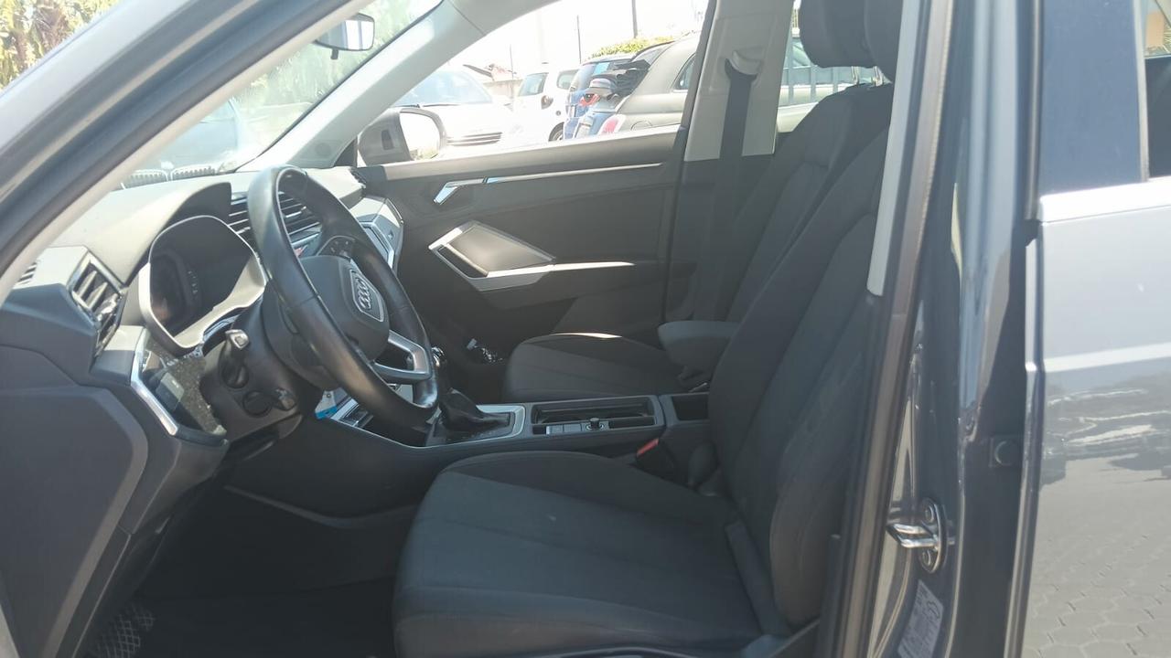 Audi Q3 35 TDI S tronic Business Advanced
